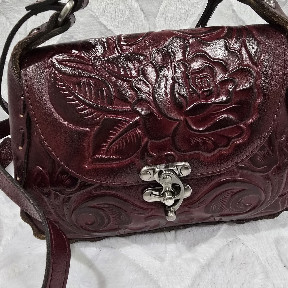 Embossed Floral Leather Crossbody Bag in Burgundy - Picture 3 of 8